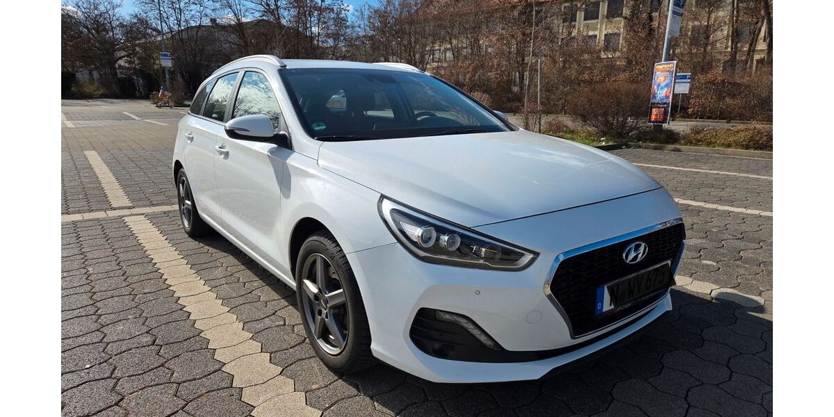 Hyundai i30 47.000 km 15.800 &euro; Herzogenaurach 91074