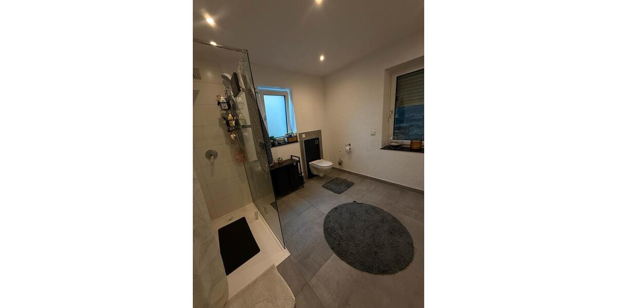 Erdgeschoßwohnung Wiehl - 3 Zimmer, 118 m&sup2;, 1.100&euro; | Angebot:26327017