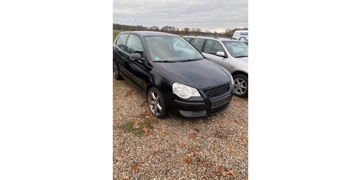 VW Polo 210.000 km 777 &euro; Bandenitz 19230