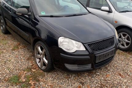 VW Polo 210.000 km 999 &euro; Bandenitz 19230