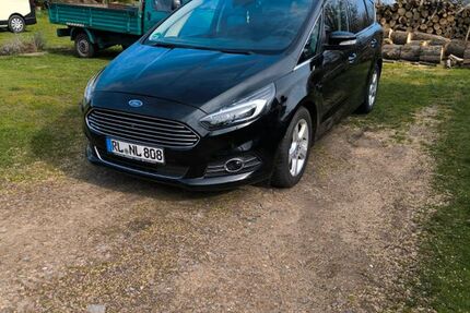 Ford S-Max 176.156 km 14.750 &euro; Penig 09322