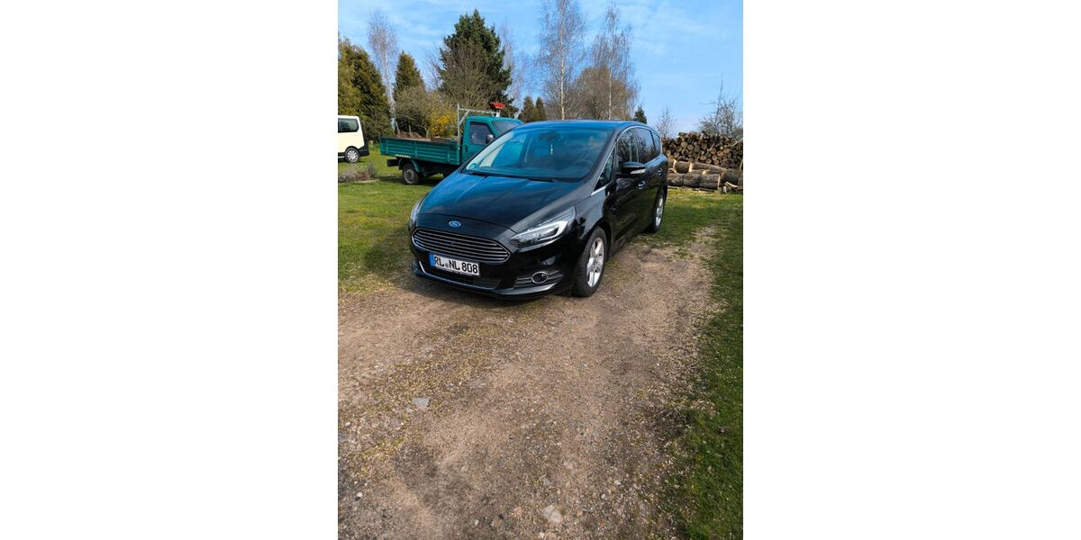 Ford S-Max 176.156 km 14.750 &euro; Penig 09322