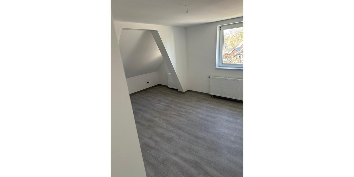 Dachgeschoßwohnung Grabow - 1 Zimmer, 35 m&sup2;, 350&euro; | Angebot:26205581