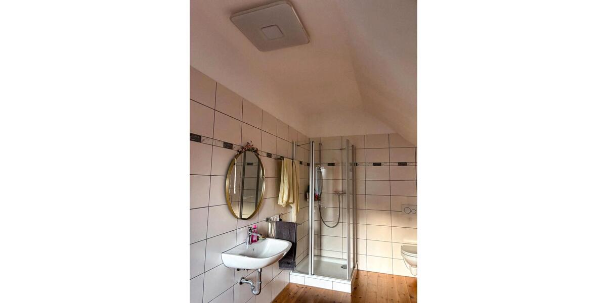 Dachgeschoßwohnung Oetzen - 3 Zimmer, 110 m&sup2;, 600&euro; | Angebot:26663746