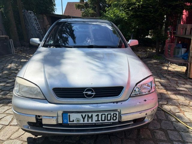 Opel Astra 131.754 km 2.199 &euro; Belgershain 04683