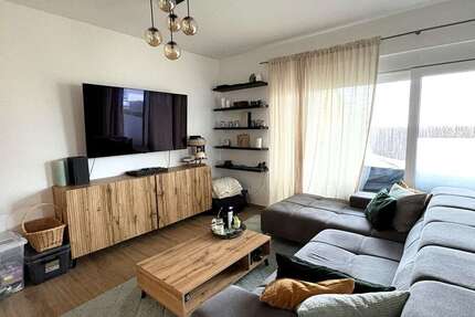 Wohnung Metzingen - 2 Zimmer, 74 m&sup2;, 990&euro; | Angebot:25357136