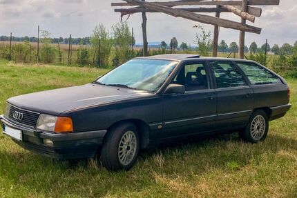 Audi 100 240.000 km 4.500 &euro; Malschwitz 02694