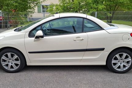 Peugeot 207 127.000 km 3.400 &euro; Meitingen 86405