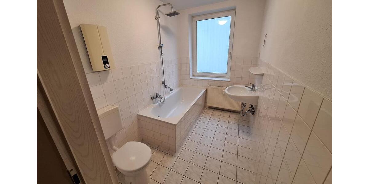 Etagenwohnung Kahla - 3 Zimmer, 72 m&sup2;, 500&euro; | Angebot:24979858