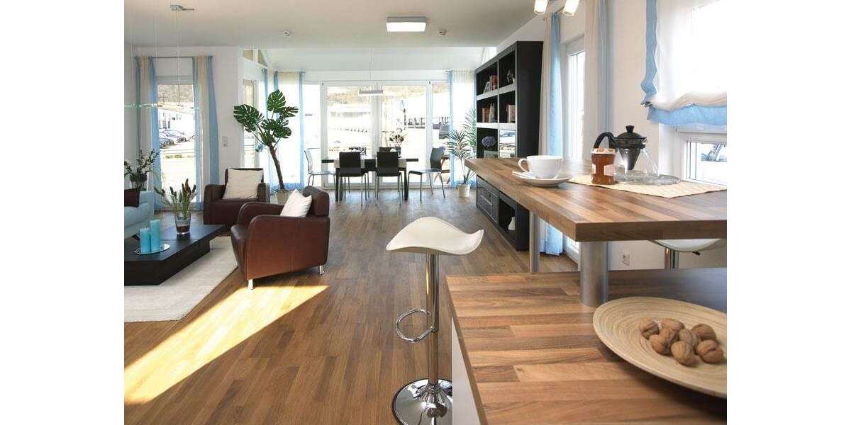 Mehrfamilienhaus, Wohnhaus Sundern - 8 Zimmer, 216 m&sup2;, 398.900&euro; | Angebot:26787214