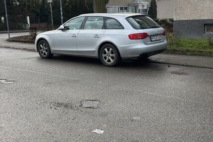 Audi A4 180.000 km 5.500 € Neu- Edingen 68535