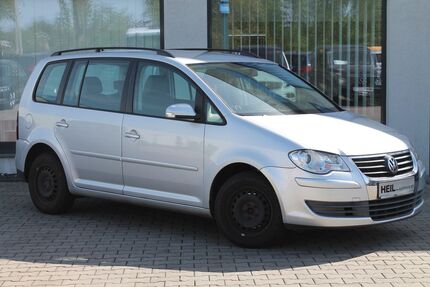 VW Touran 182.445 km 3.999 &euro; Leipzig 04249