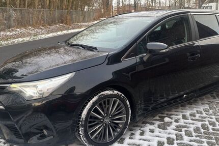 Toyota Avensis 189.500 km 13.900 &euro; Salzbergen 48499