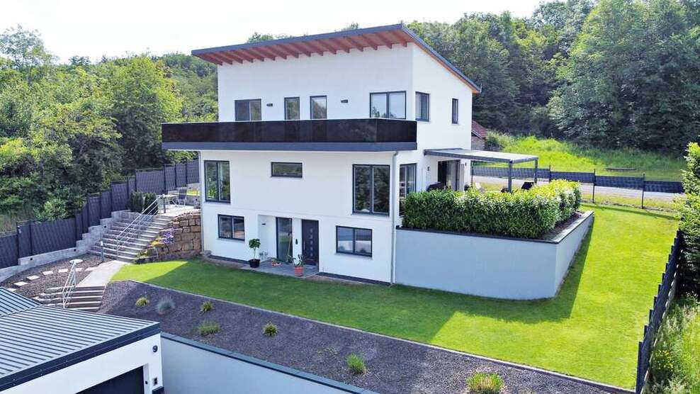 Haus zum Kaufen in Münnerstadt 695.000 € 225 m²