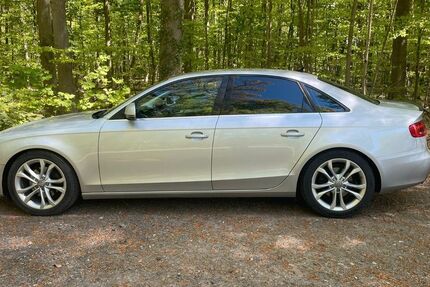 Audi A4 212.120 km 5.600 &euro; bruchhausen-vilsen 27305