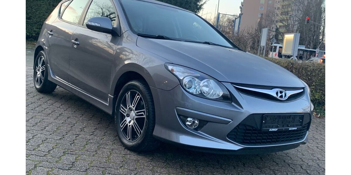 Hyundai i30 52.000 km 6.649 &euro; Salzgitter 38226
