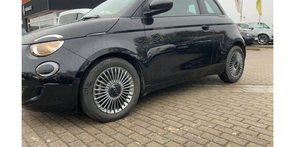 Fiat 500e 30.399 km 19.888 &euro; Zerbst / Anhalt 39261