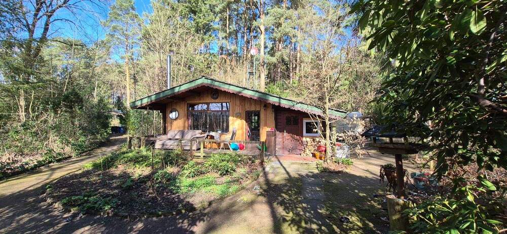 Idyllisches Blockhaus in gefühlter Alleinlage auf großem Grundstück - Bungalow Hitzacker Harlingen | Angebot:24917759