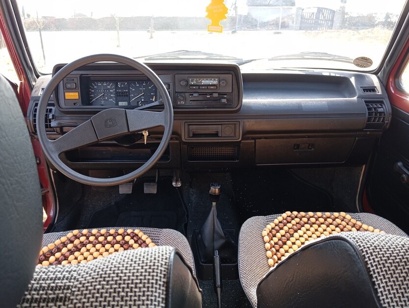 VW Golf I 130.000 km 2.899 € Volkach 97332