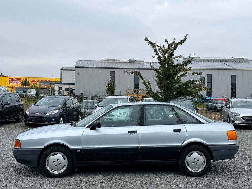 Audi 80 164.000 km 2.950 € Düren 52351