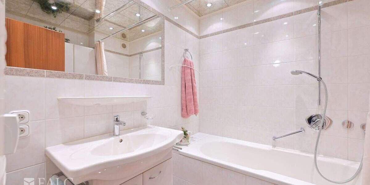 Etagenwohnung Freising Am Vogelherd - 3 Zimmer, 90 m&sup2;, 495.000&euro; | Angebot:25779310