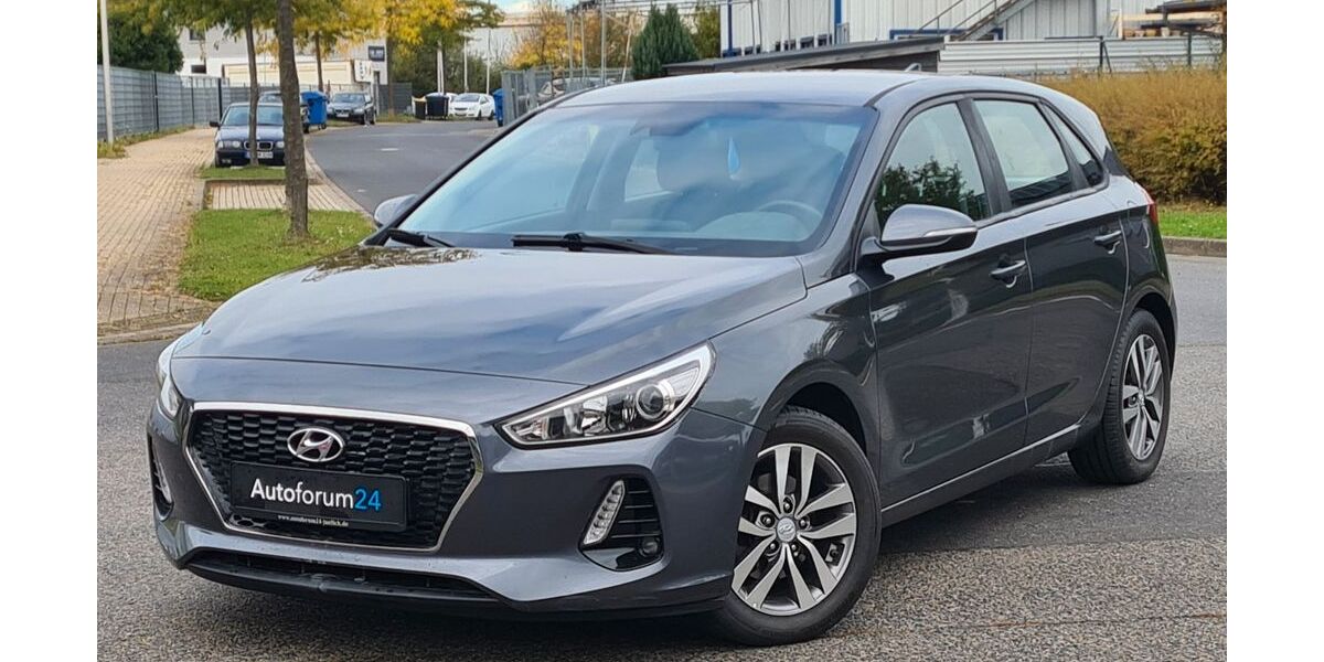 Hyundai i30 76.000 km 10.899 &euro; Jülich 52428