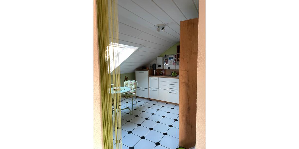 Dachgeschoßwohnung Netphen - 3.5 Zimmer, 88 m&sup2;, 680&euro; | Angebot:26336424