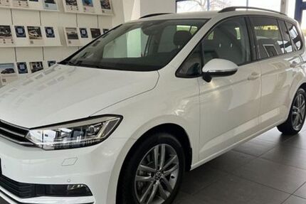 VW Touran 24.191 km 29.890 &euro; Quedlinburg 06484