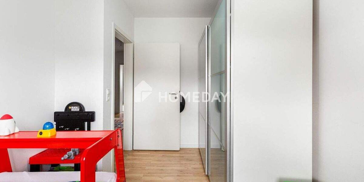 Reihenmittelhaus Erlangen Bruck - 7 Zimmer, 138 m&sup2;, 645.000&euro; | Angebot:25265172