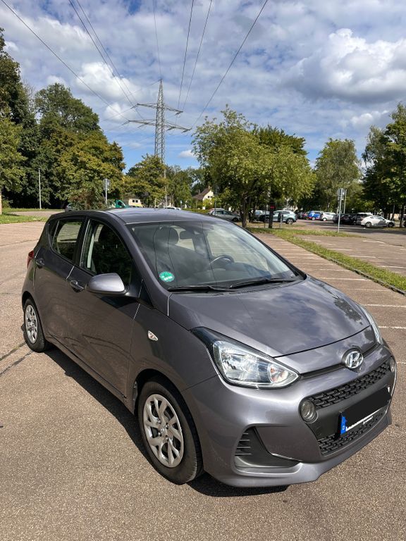 i10