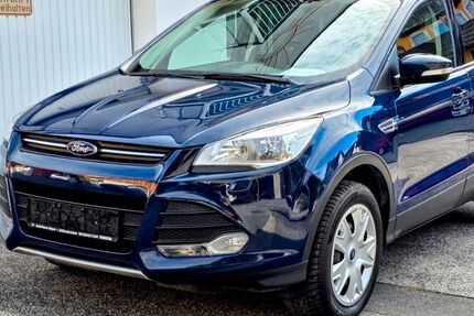 Ford Kuga 110.000 km 7.999 € Coburg 96450