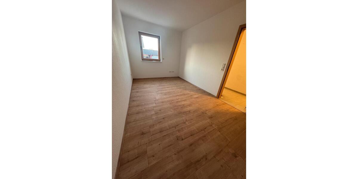 Erdgeschoßwohnung Gedern - 2.5 Zimmer, 70 m&sup2;, 700&euro; | Angebot:25071366