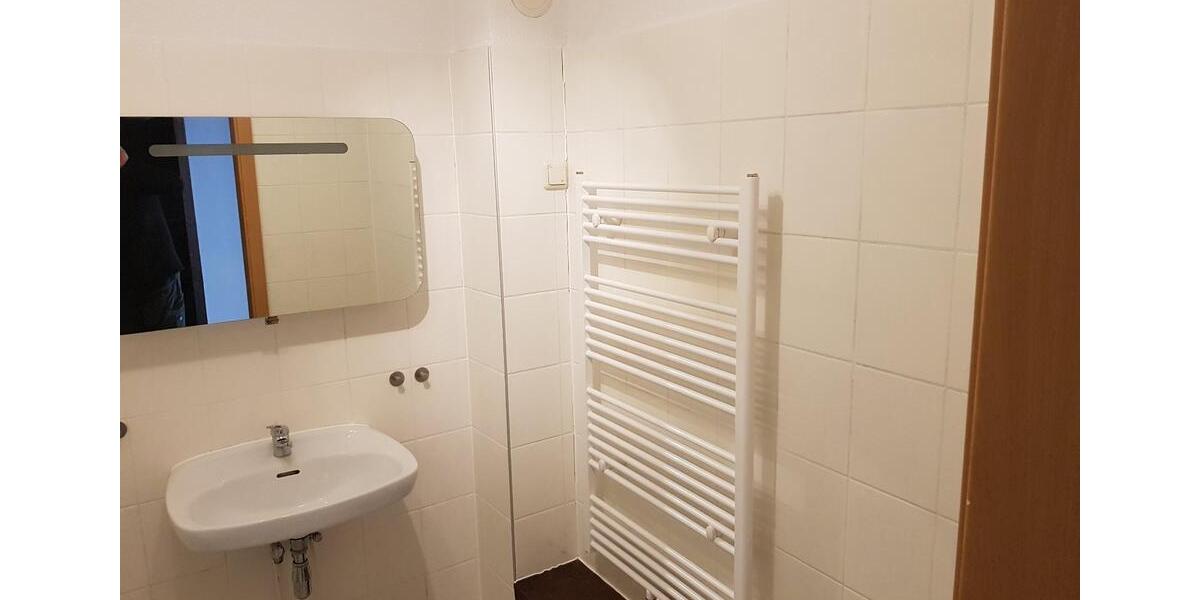 Etagenwohnung Neustadt in Sachsen - 2 Zimmer, 75 m&sup2;, 450&euro; | Angebot:26185908