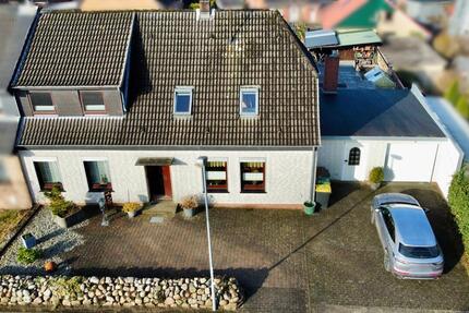 Haus Kropp - 6 Zimmer, 148 m&sup2;, 1.300&euro; | Angebot:26038834