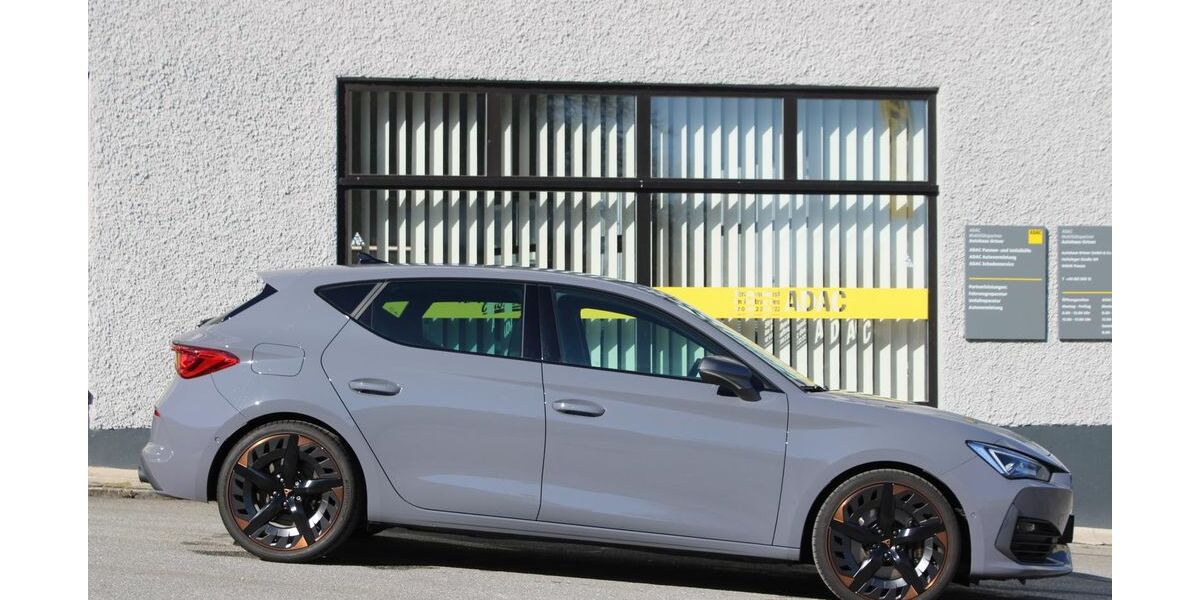 Cupra Leon 45.000 km 25.990 &euro; Passau 94036