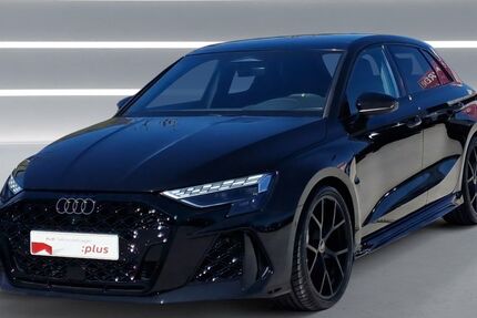 Audi RS3 2.000 km 72.950 &euro; Ingolstadt 85057