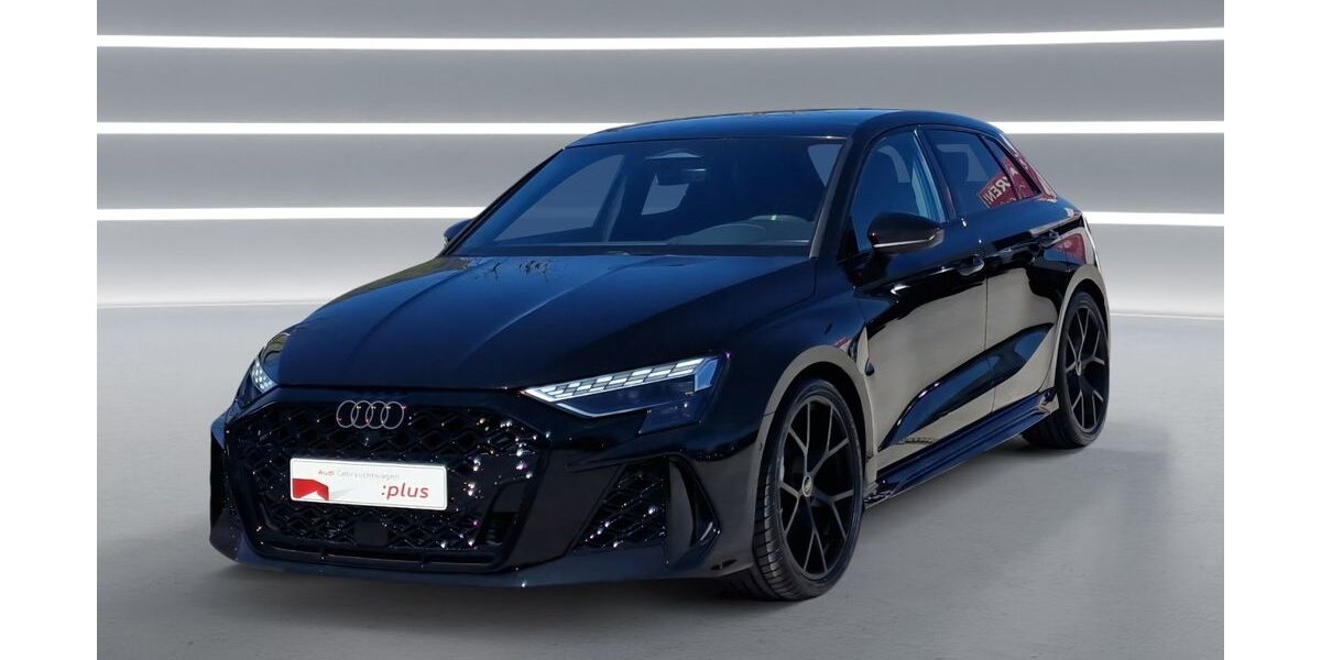 Audi RS3 2.000 km 72.950 &euro; Ingolstadt 85057