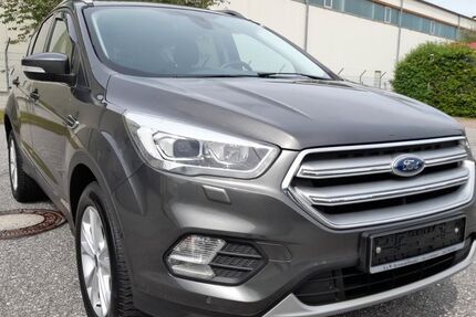 Ford Kuga 100.000 km 13.695 &euro; Neu Wulmstorf 21629