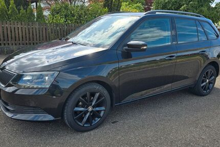 Skoda Fabia 87.290 km 8.590 &euro; Donauwörth 86609