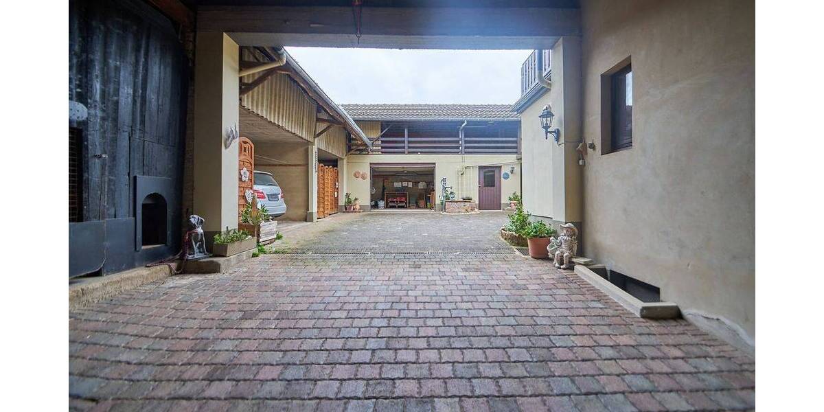 Mehrfamilienhaus, Wohnhaus Bornheim - 7 Zimmer, 182 m&sup2;, 550.000&euro; | Angebot:26361524