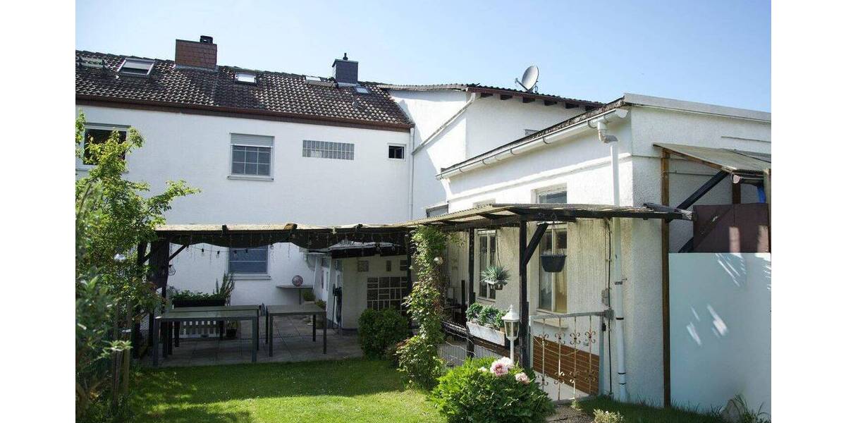 Reihenmittelhaus Karben Klein-Karben - 9 Zimmer, 252 m&sup2;, 990.000&euro; | Angebot:26871153