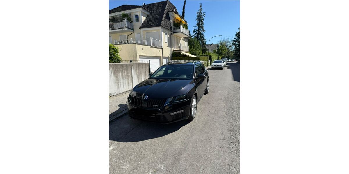 Skoda Octavia 92.500 km 24.990 &euro; München 81369