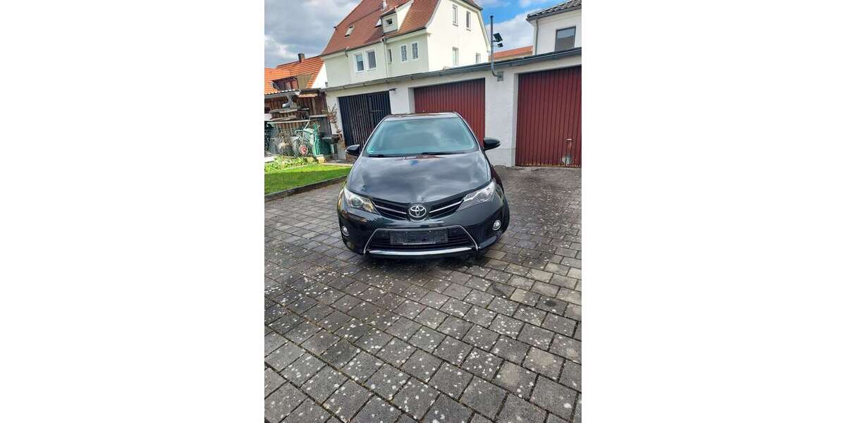 Toyota Auris 72.053 km 9.900 &euro; Ingolstadt 85053