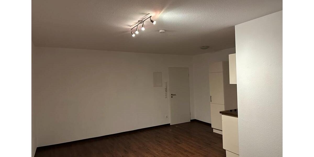 Nachmieter für 1-Zimmer-Wohnung; Studenten- Auszubildenenwohnung 1 zimmer