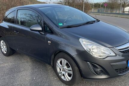 Opel Corsa 243.500 km 2.000 &euro; Mörfelden-Walldorf 64546