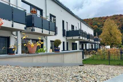 Wohnung Kelheim - 3 Zimmer, 75 m&sup2;, 905&euro; | Angebot:26918474