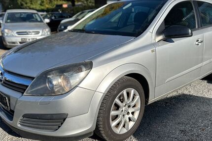 Opel Astra 127.091 km 2.995 € Hamburg 22147