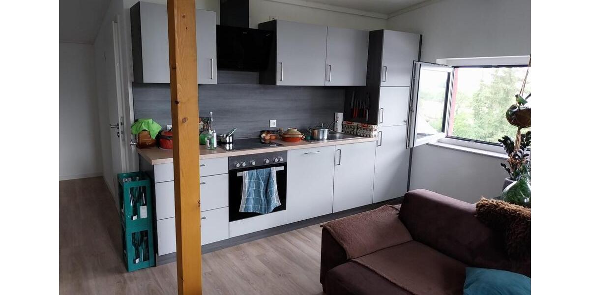 Dachgeschoßwohnung Knetzgau - 2 Zimmer, 74 m&sup2;, 580&euro; | Angebot:26690708