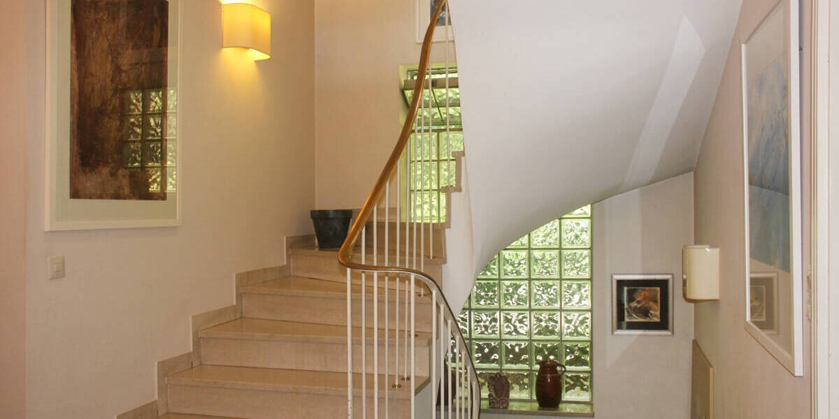 Doppelhaushälfte Grünwald - 7 Zimmer, 200 m&sup2;, 2.690.000&euro; | Angebot:25837357