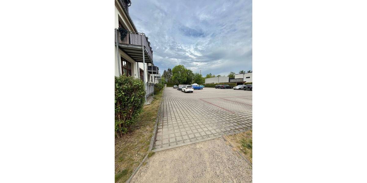Etagenwohnung Dresden Niedersedlitz - 2 Zimmer, 73 m&sup2;, 190.000&euro; | Angebot:26816864